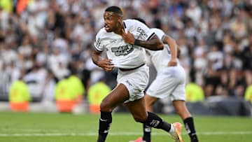 Júnior Santos foi o artilheiro da Libertadores com 10 gosl