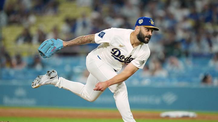 Mar 26, 2026; Los Angeles, California, USA; Los Angeles Dodgers pitcher Tanner Scott (66) throws a pitch against the Arizona Diamondbacks during the ninth inning at Dodger Stadium. Mandatory Credit: Kirby Lee-Imagn Images