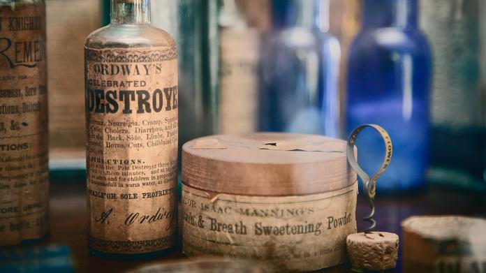 6 Infamous Poisoners with Unforgettable Nicknames