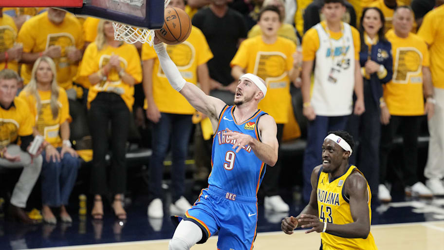 Oklahoma City Thunder guard Alex Caruso | Kyle Terada-Imagn Images