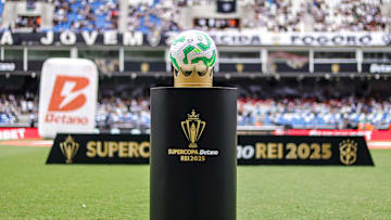 Final entre Botafogo e Flamengo precisou ser paralisada