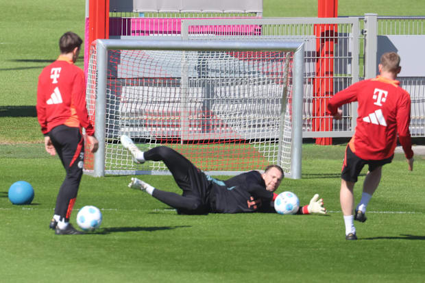Bayern Munich's Manuel Neuer in training