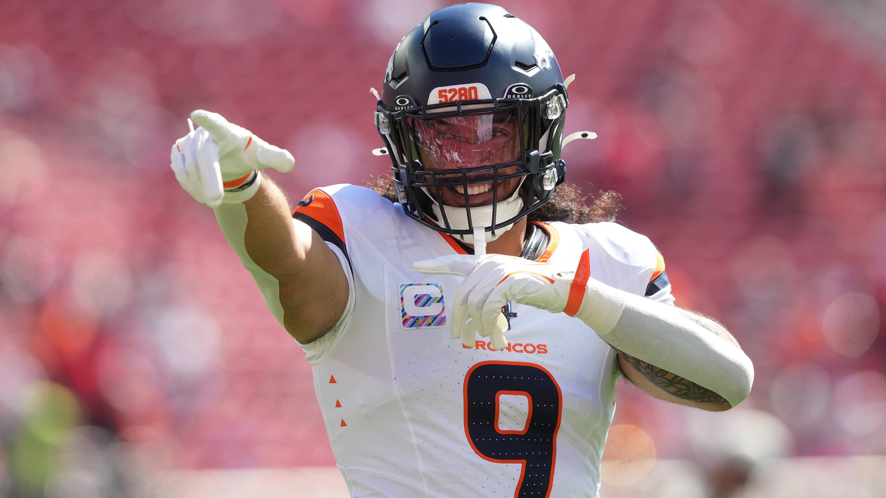 Broncos' First Week 8 Injury Report: Updates on Surtain, Hufanga & Waddle