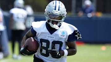 Jul 22, 2025; Oxnard, CA, USA; Dallas Cowboys receiver Parris Campbell (80) carries the ball during training camp at the River Ridge Fields. Mandatory Credit: Kirby Lee-Imagn Images