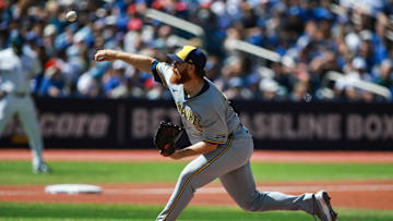 Milwaukee Brewers v Toronto Blue Jays