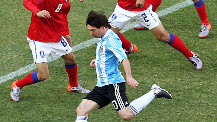 Lionel Messi, Kim Jung-Woo, Oh Beom-Seok, Lee Young-Pyo
