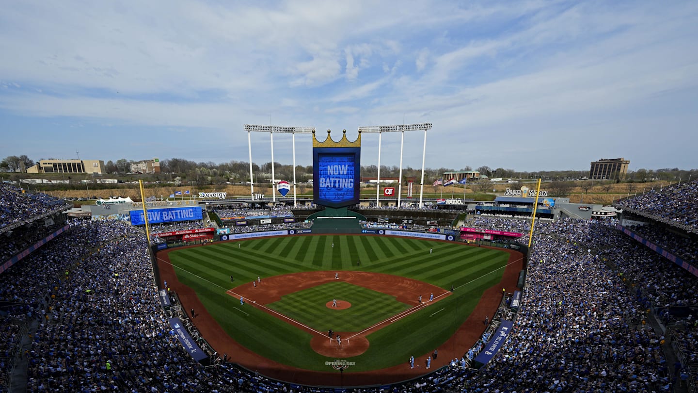 Rich Hill Signs Minor-League Deal With Royals