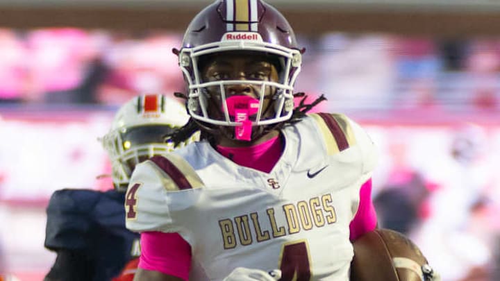 Four-star wide receiver Benny Easter Jr. had a monster game Friday in a comeback victory against Atascocita. The junior is one of our candidates for Houston/SE High School Football Player of the Week.
