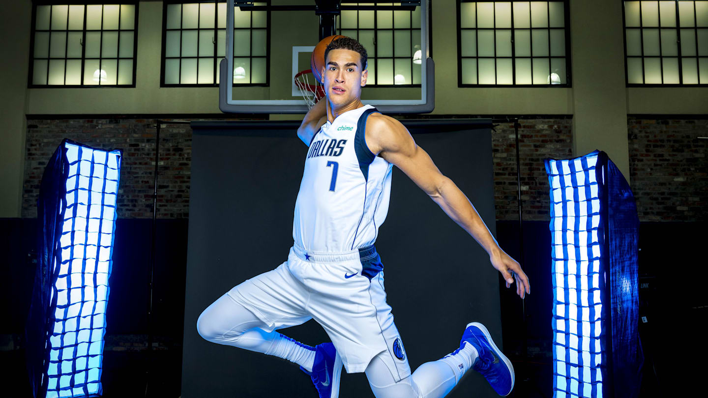 Dwight Powell to start for Mavericks over JaVale McGee vs. Raptors