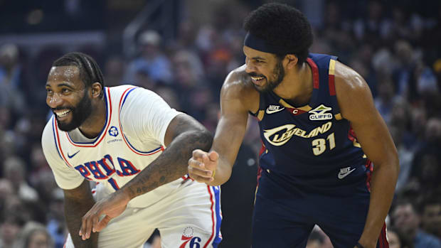 Sixers Show Support for Andre Drummond #39 s 3 Point Shooting