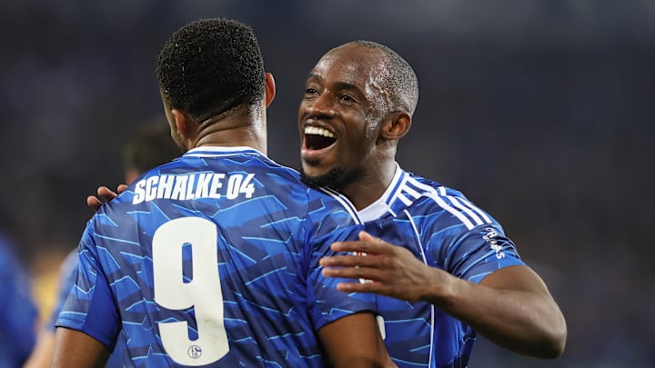 Sylla und Antwi-Adjei werden gegen Darmstadt nicht gemeinsam jubeln dürfen Sylla und Antwi-Adjei werden gegen Darmstadt nicht gemeinsam jubeln dürfen