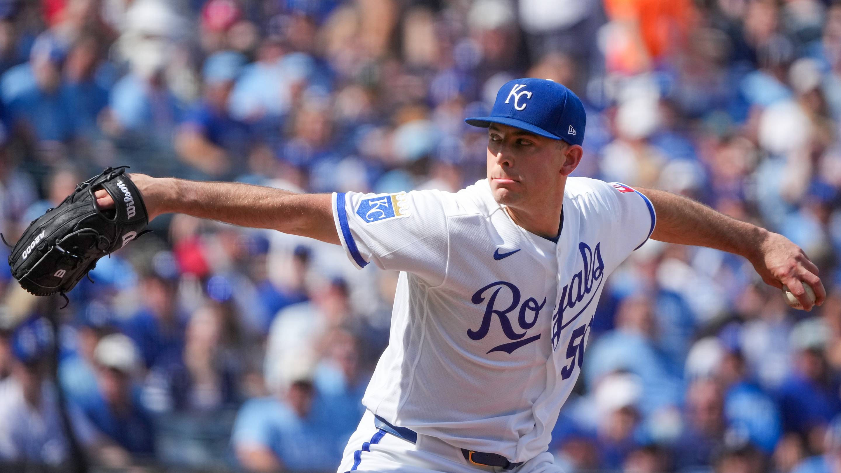 Dodgers Could Have Surprise Secret Weapon Out of Bullpen in Postseason