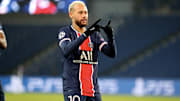 Neymar veste no PSG a camisa 10 que ficou imortalizada na história do Rei do Futebol