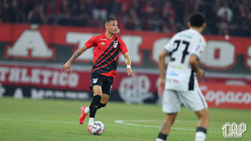 Atacante do Athletico Paranaense, Luiz Fernando ainda busca o primeiro gol nesta Série B