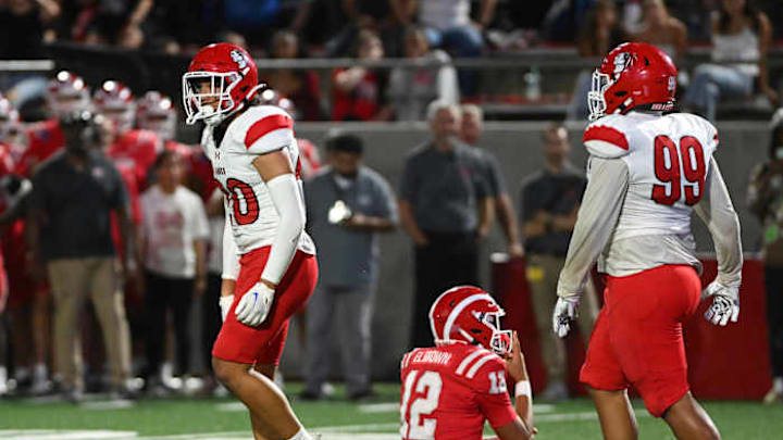 Kahuku takes on Mater Dei in a nationally-ranked high school football showdown. 