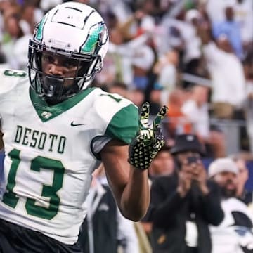 DeSoto receiver Daylon Singleton goes in for a touchdown during the Eagles' 74-14 win against Humble Summer Creek for the 6A Division II state title in December of 2023.