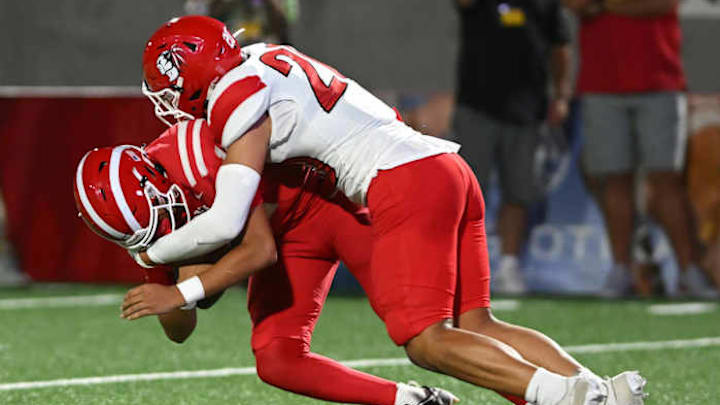 No. 10 Kahuku won a 31st Oahu league championship by defeating Kapolei in a thrilling OIA Open Division final.