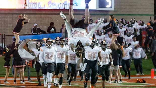 LakelandFootball2023.jpeg