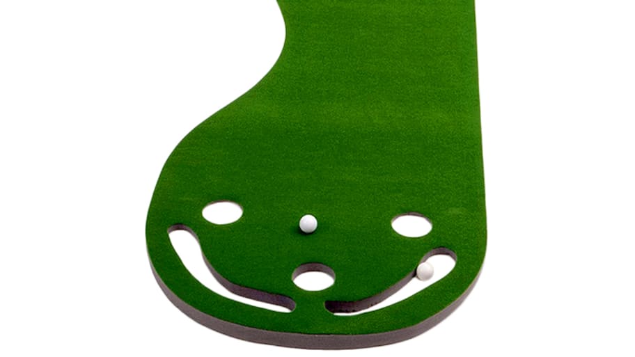 PUTT-A-BOUT Par 3 Putting Mat