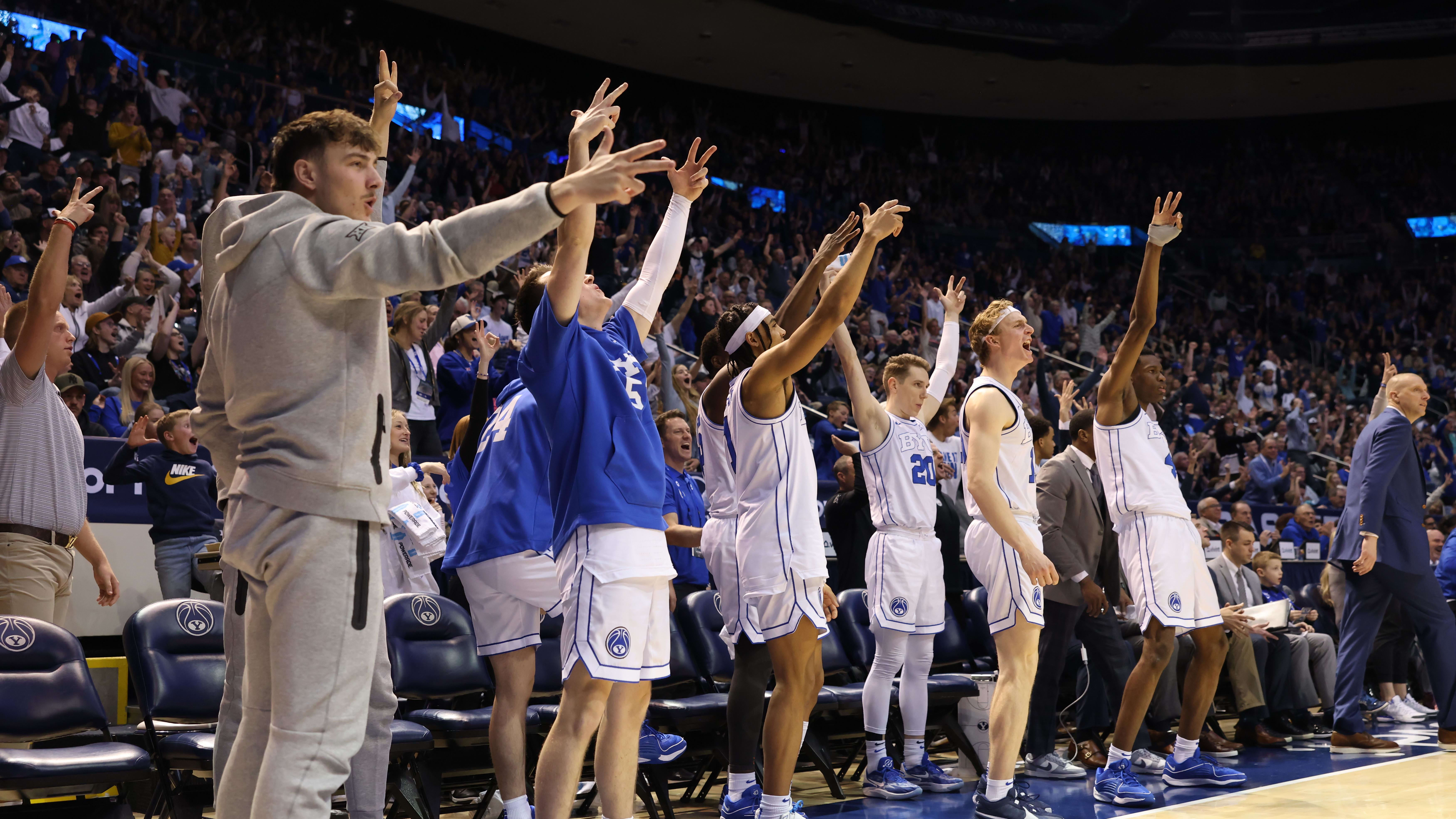 Le gardien de basket-ball de BYU, Dawson Baker, fournit un calendrier de récupération des blessures