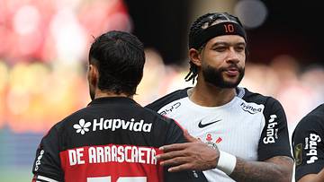 Arrascaeta e Memphis são dois selecionáveis de Flamengo e Corinthians