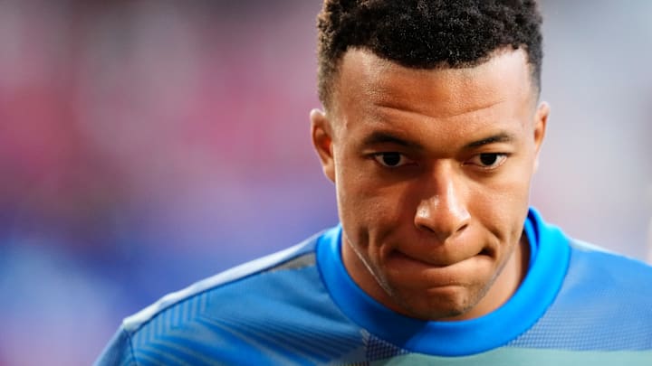 Kylian Mbappe verpasst das Rückspiel gegen Benfica Kylian Mbappe verpasst das Rückspiel gegen Benfica