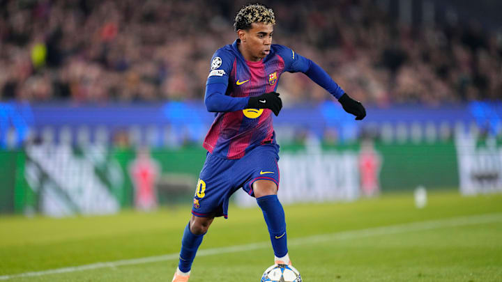 Lamine Yamal et le FC Barcelone espèrent l'emporter contre Osasuna ce week-end en Liga Lamine Yamal et le FC Barcelone espèrent l'emporter contre Osasuna ce week-end en Liga