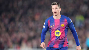 Robert Lewandowski (FC Barcelone) est dans l'actualité de ce lundi 15 décembre Robert Lewandowski (FC Barcelone) est dans l'actualité de ce lundi 15 décembre