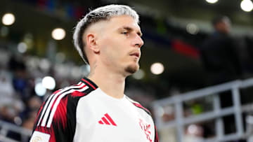 Guillermo Varela segue em tratamento de uma lesão no tornozelo e desfalca o Flamengo Guillermo Varela segue em tratamento de uma lesão no tornozelo e desfalca o Flamengo