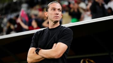 Flamengo busca um novo atacante para Filipe Luís 