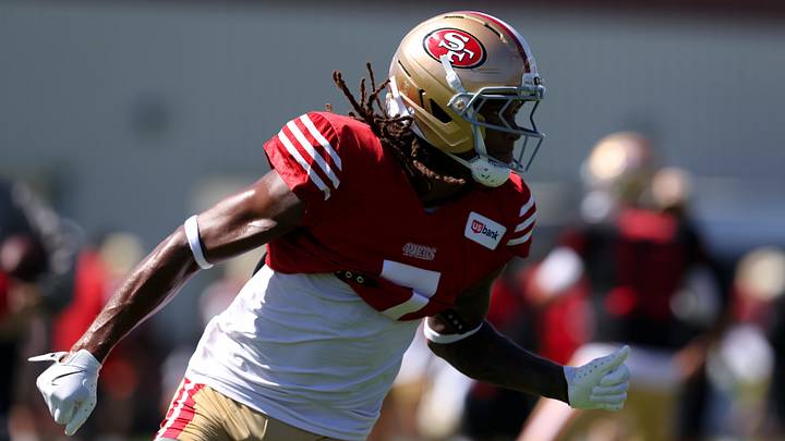 San Francisco 49ers wide receiver Demarcus Robinson (7)