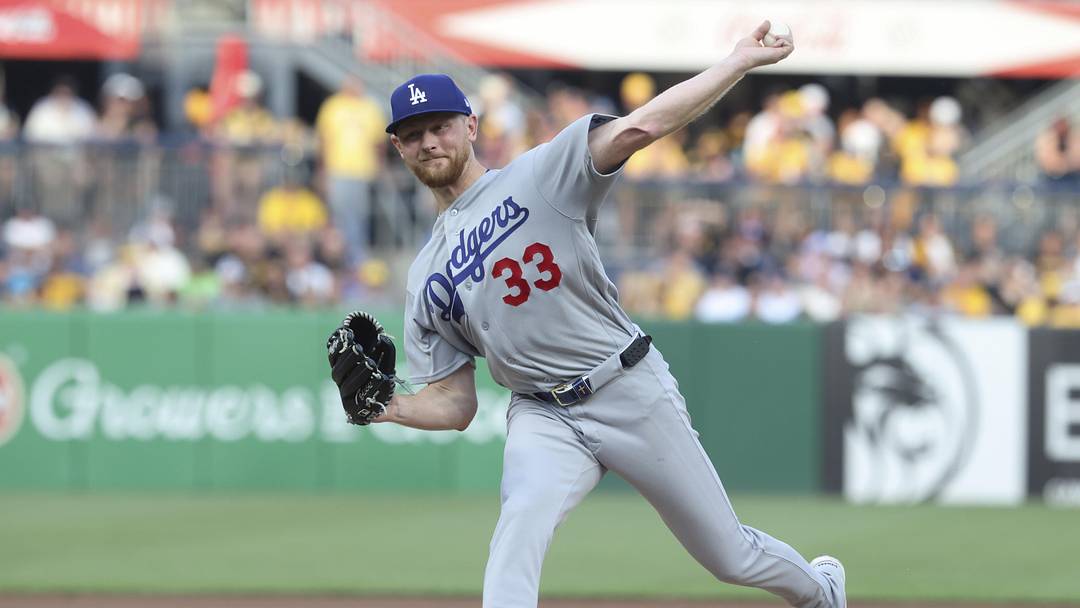 Los Angeles Dodgers starting pitcher Eric Lauer.