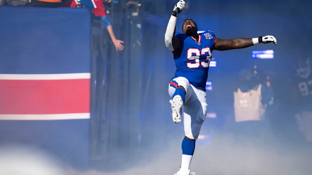 New York Giants defensive tackle Rakeem Nunez-Roches 