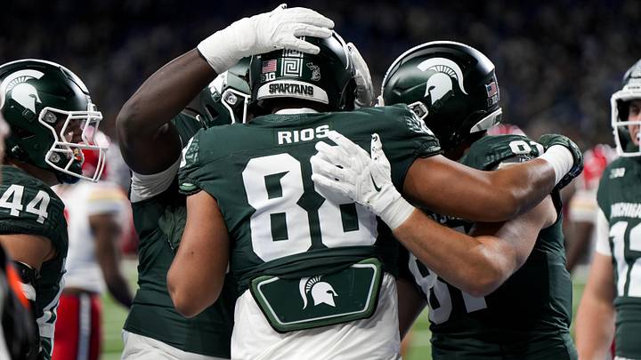 Nov 29, 2025; Detroit, Michigan, USA; Michigan State tight end Kai Rios (88) celebrates with his teammates after catching a touchdown pass against Maryland in the first quarter at Ford Field. Mandatory Credit: Brendan Mullin-Imagn Images