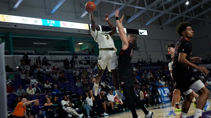 Numerous Syracuse basketball 4-star and 5-star recruiting targets will compete at a loaded showcase this December.