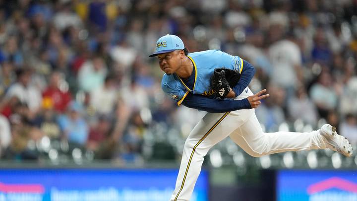 Cincinnati Reds v Milwaukee Brewers