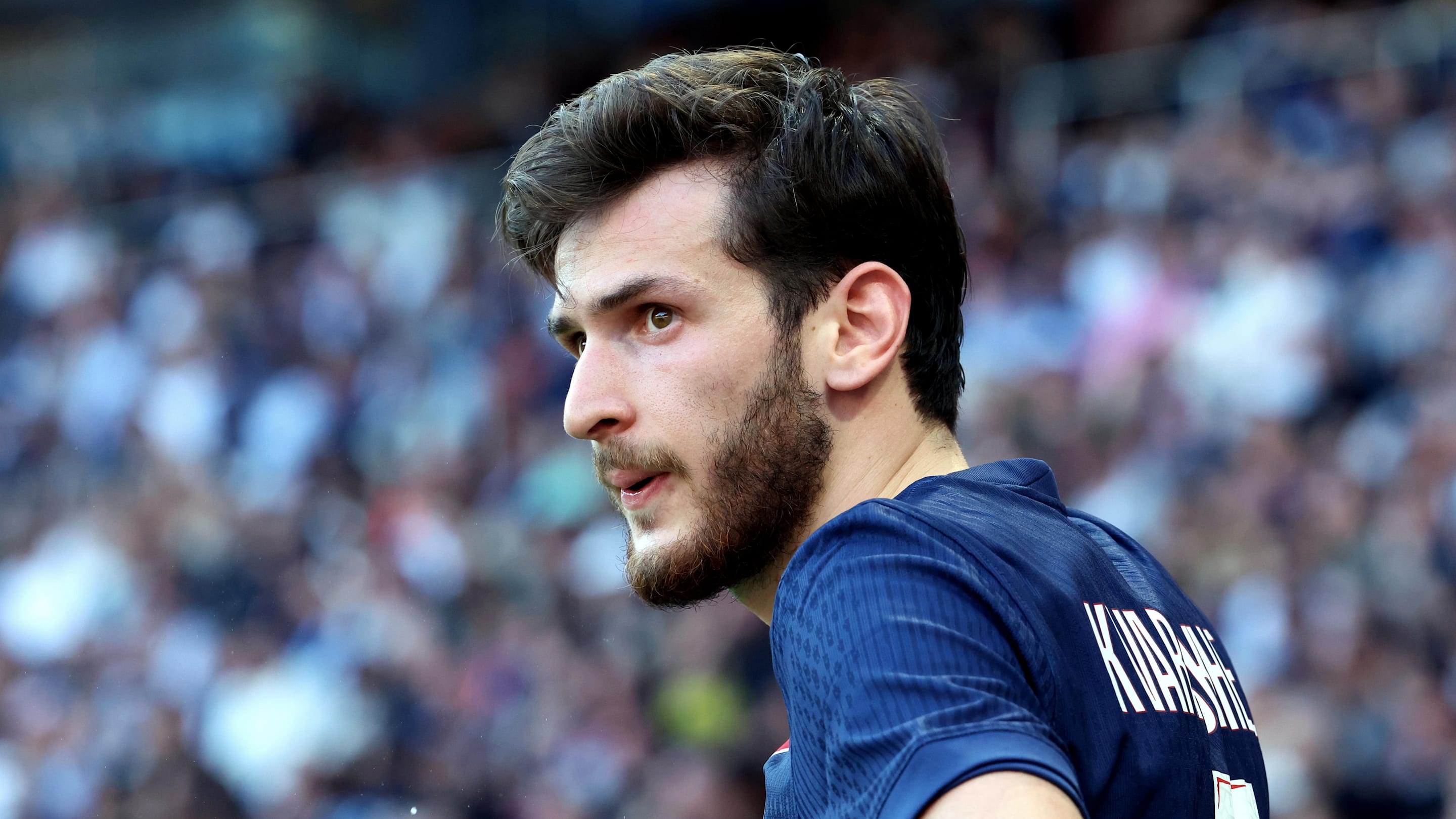 PSG - Aston Villa : "Pas fini", Kvaratskhelia met déjà en garde avant le quart retour de Ligue des Champions