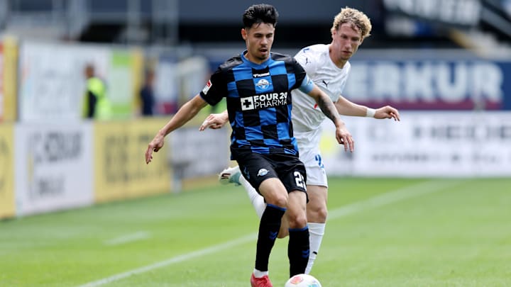 Raphael Obermair ist aus der Paderborner Startelf nicht wegzudenken Raphael Obermair ist aus der Paderborner Startelf nicht wegzudenken