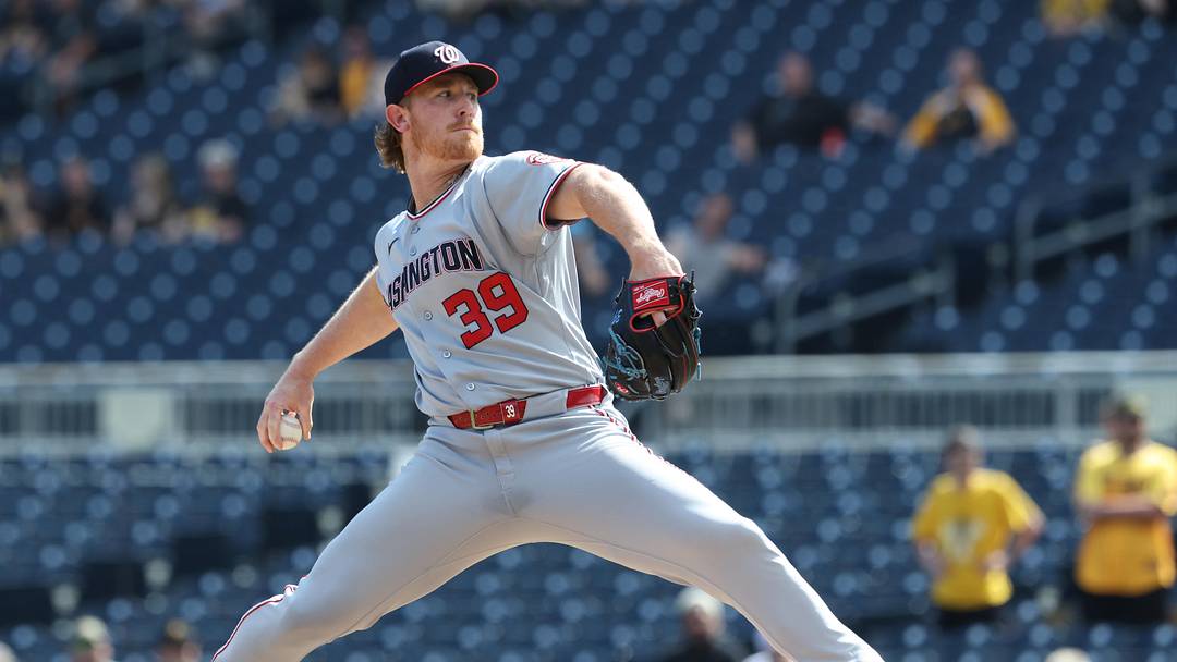 Apr 16, 2026; Pittsburgh, Pennsylvania, USA;  Washington Nationals pitcher Clayton Beeter (39) pitches against the Pittsburgh Pirates during the ninth inning at PNC Park. Mandatory Credit: Charles LeClaire-Imagn Images
