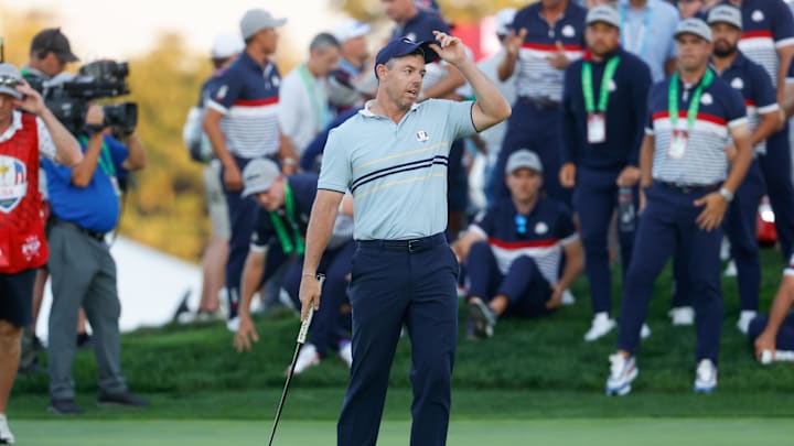 It was a frustrating end to Day 1 of the Ryder Cup for Rory McIlroy.