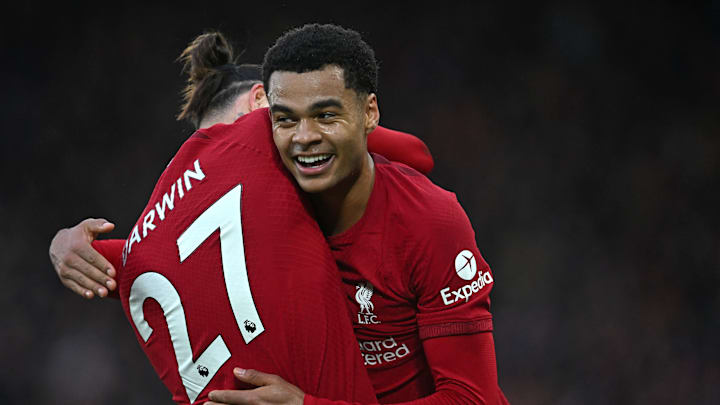Trio lini depan Liverpool cetak masing-masing dua gol dalam kemenangan 7-0 vs Manchester United