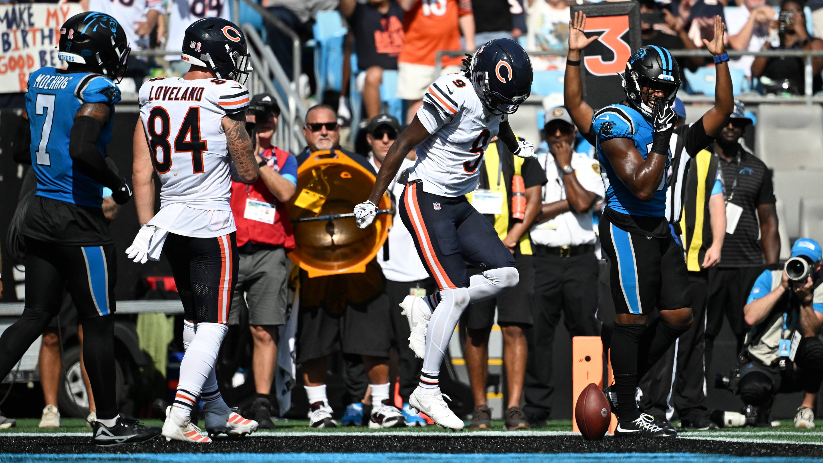 Bears Receiver Defended After Two Numbskull Plays Against Falcons