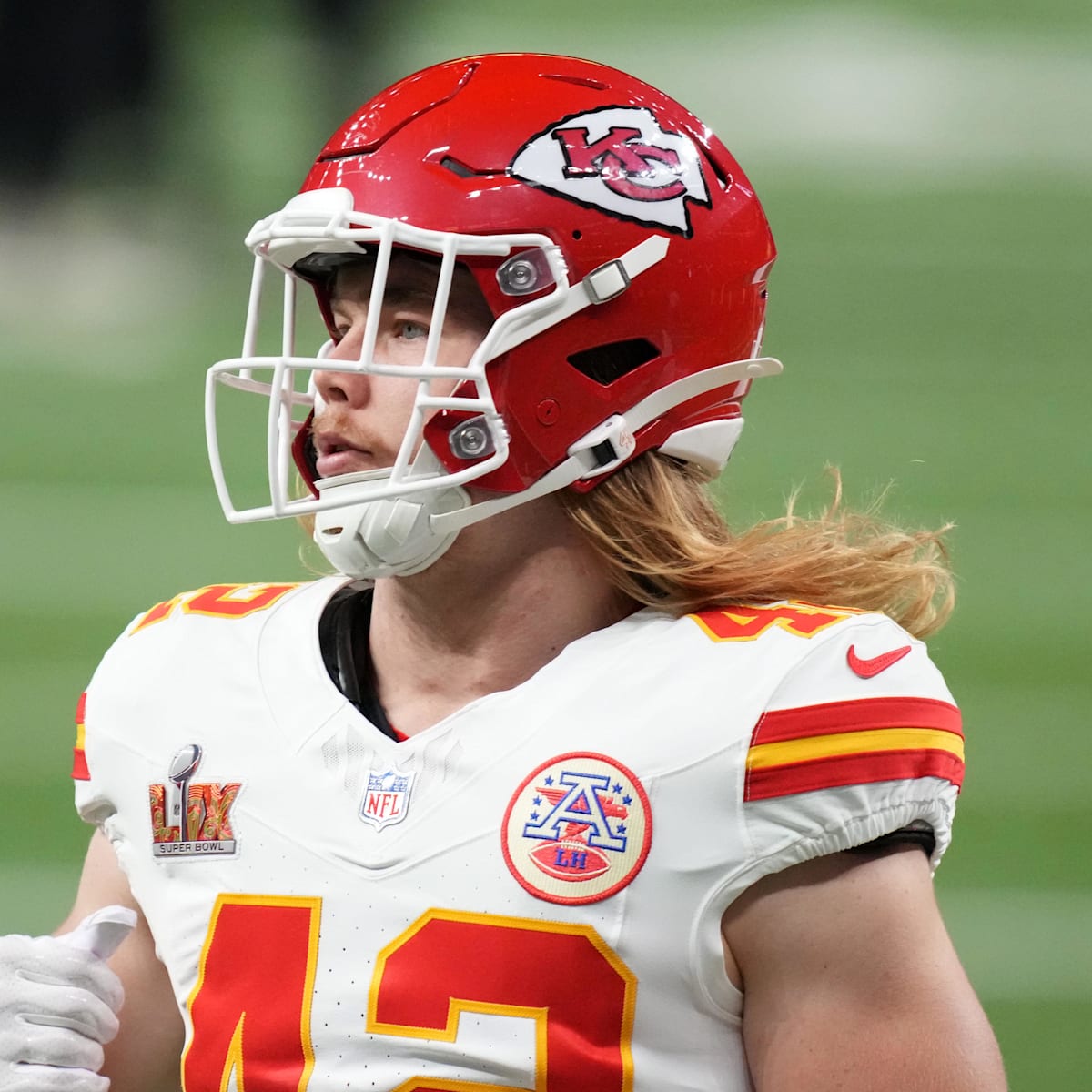 BREAKING NEWS: Young talent Carson Steele has commented 8 times since entering the Chiefs environment... - maa