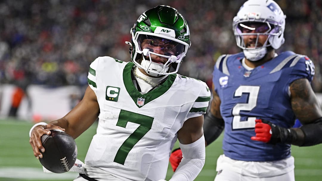 New York Jets quarterback Justin Fields New York Jets quarterback Justin Fields