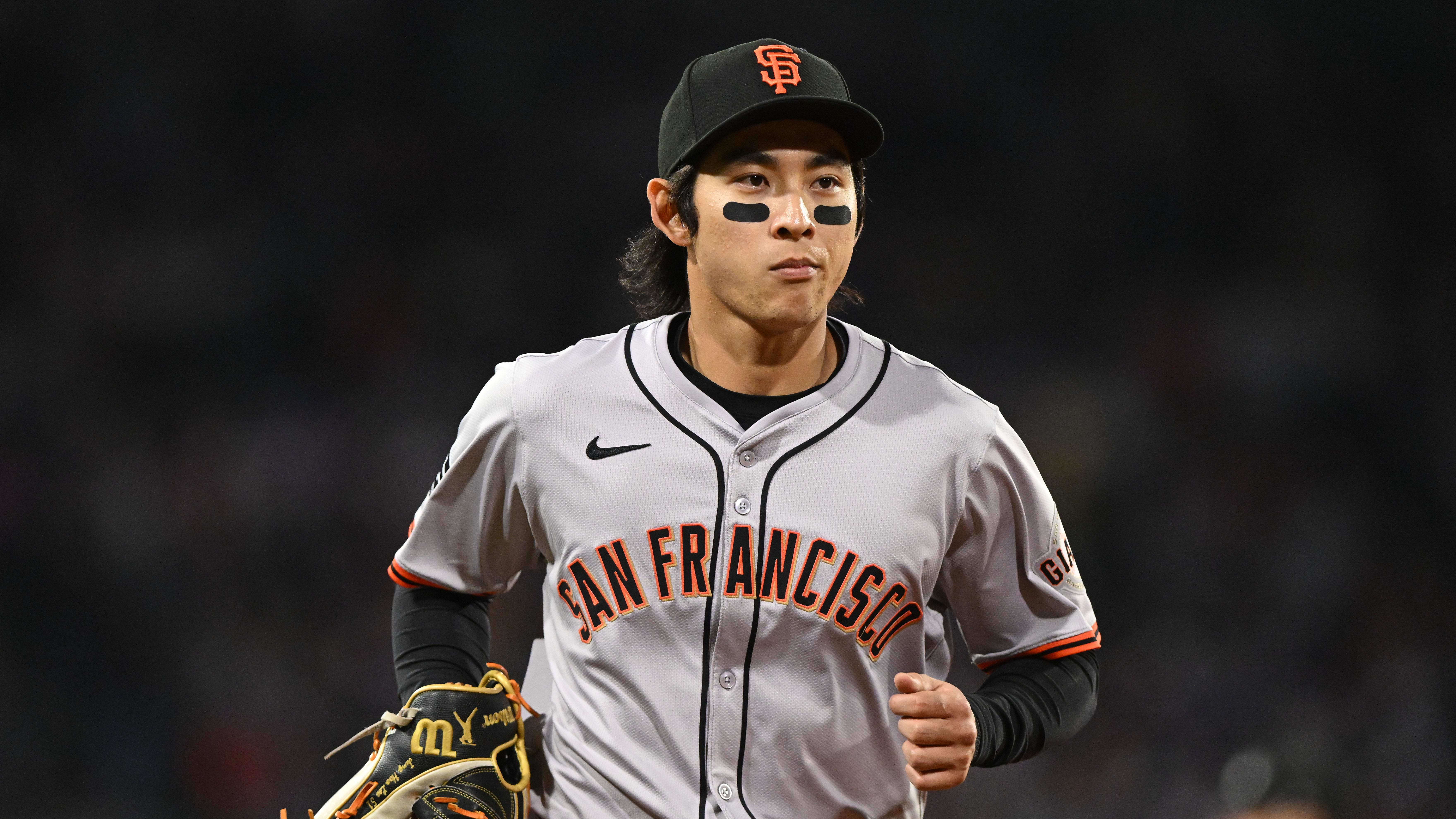 Giants’ Jung Hoo Lee Totally Redeems Himself After Embarrassing Miscue in Outfield
