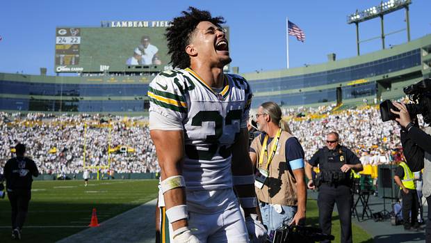 Green Bay Packers' Evan Williams Returns From Injury Against Philadelphia  Eagles