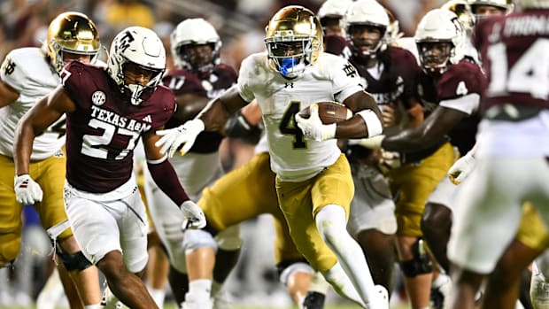 Notre Dame running back Jeremiyah Love takes off against Texas A&