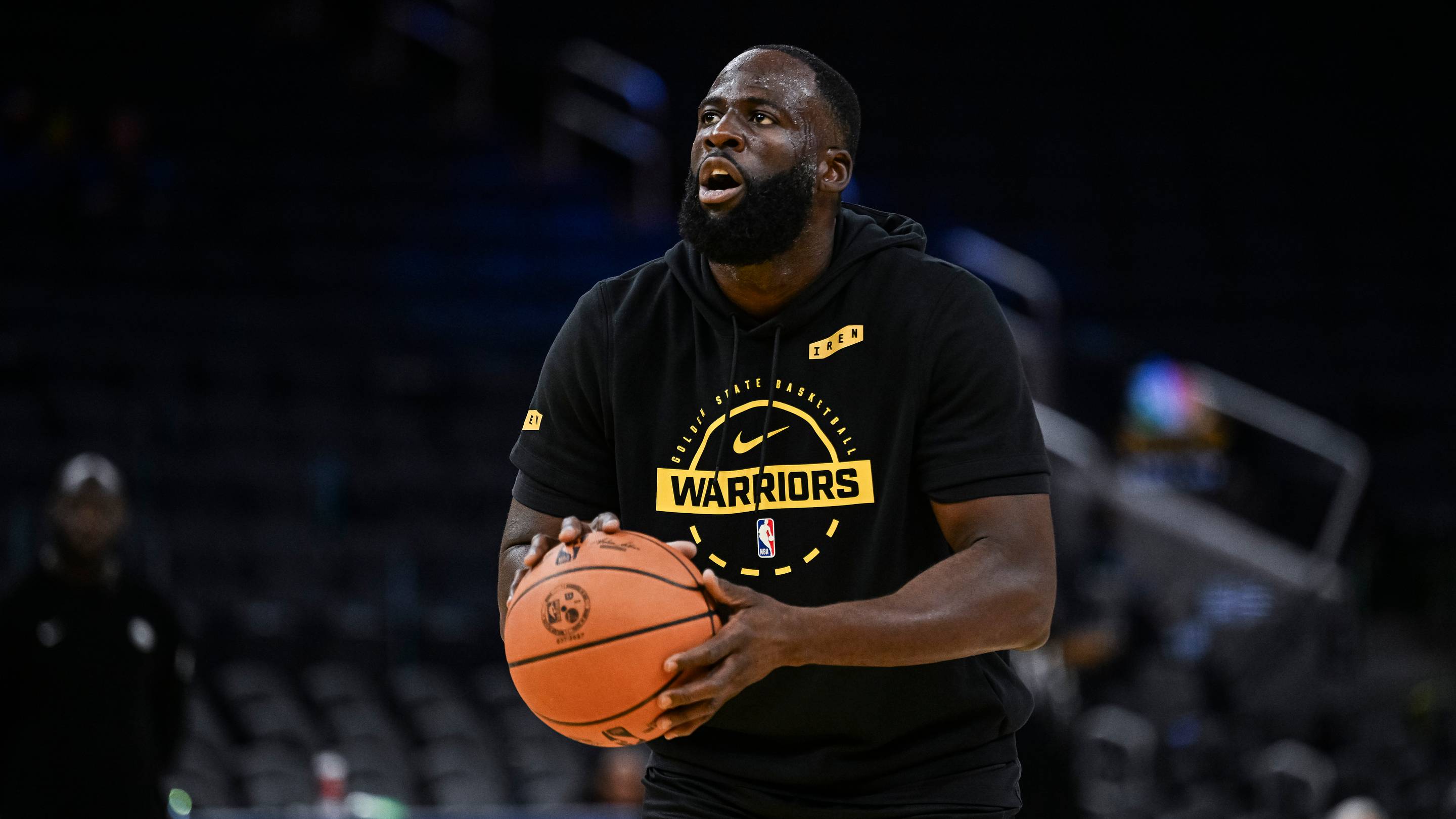 Takeaways from Warriors' Loss to Lakers: What the Dubs Must Do at Center