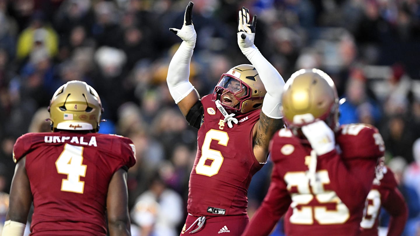 Cowboys projected defensive end depth chart after selecting Donovan