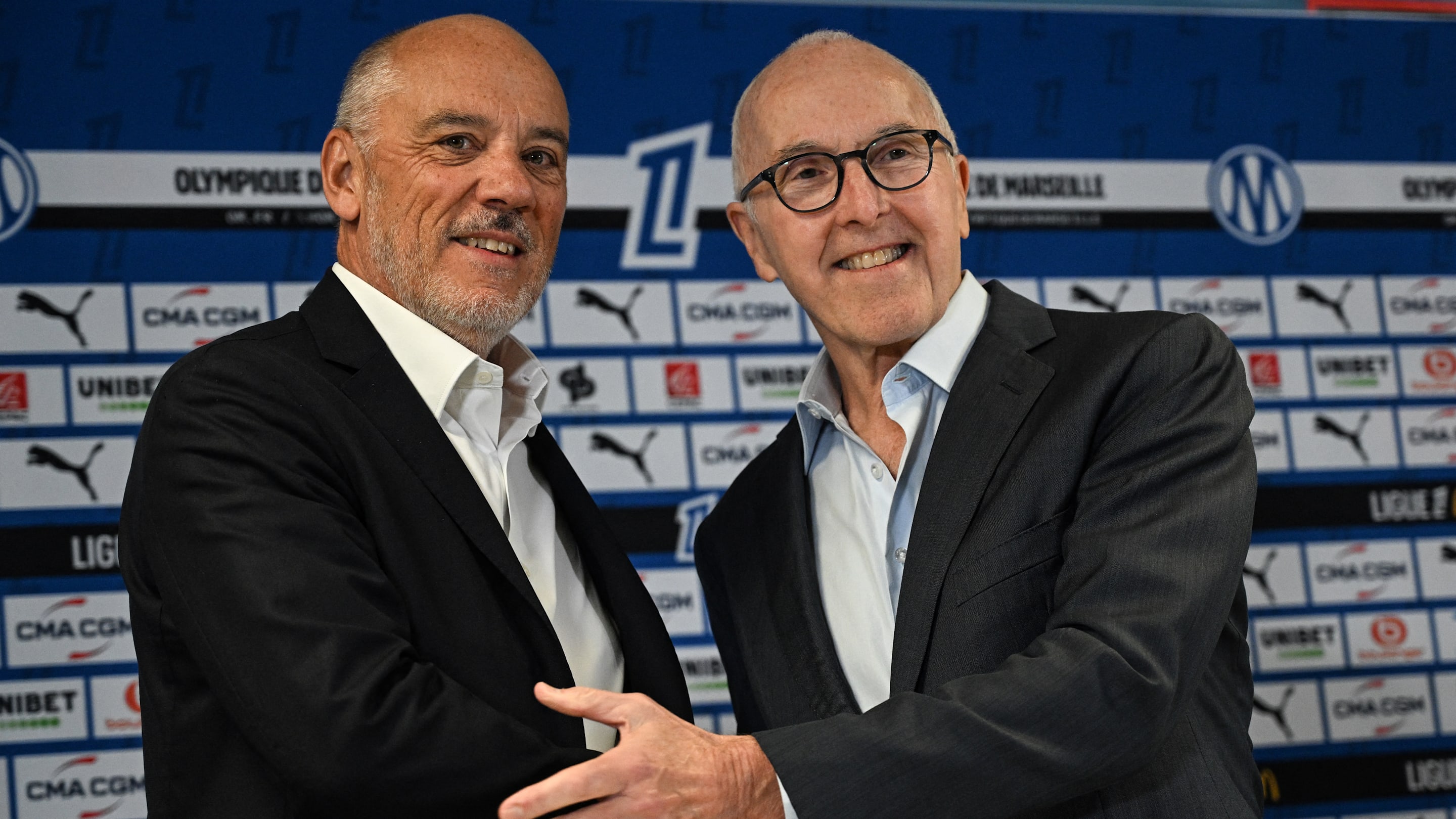 OM mercato : Marseille ciblerait plusieurs profils pour succéder à Medhi Benatia en tant que directeur sportif